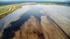 NAFTA environmental body wants to probe oilsands tailings leakage