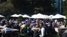 Indian-Origin Techies Log In To Big Oracle Event