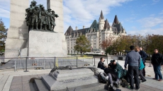 Ottawa Under Attack: Soldier Shot at War Memorial Dead. Shooting on Parliament Hill, One Gunman Dead