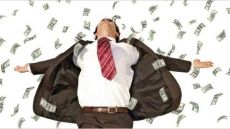 Pay for top CEOs rose twice as fast as average Canadian since recession: study