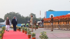 PM Modi and UAE President Sheikh Mohamed bin Zayed Al Nahyan hold roadshow in Ahmedabad