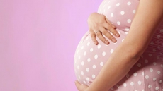 'Diabetic mother may beget obese daughters'