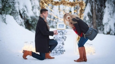 No Idea How To Propose? You Can Pay Someone To Help You Before The 'i Do'