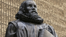 You Can Leave Your Hat On: Scholar Says Puritans Were Sexy