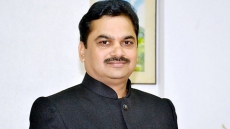 Video Of Maharashtra Minister Ram Shinde Peeing By Roadside Goes Viral, Congress, NCP Takes Dig