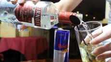 Alcohol Mixed With Energy Drink Causes Similar Risk As Cocaine