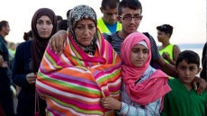 Political Showdown Over Syrian Refugees Re-emerges On Campaign Trail