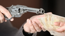 Worst Robbers - Thieves Arrested After Shop Owner Tells Them To Come Back Later For More Money