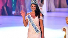 Miss South Africa Rolene Strauss Crowned Miss World 2014