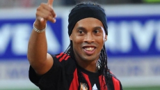 Ronaldinho hails Deco after missing flight for testimonial