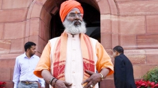 Raze Jama Masjid, Hang Me If Idols Not Found: Sakshi Maharaj's Shocker