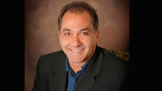 Only third of eligible organ donors identified; 1000s await transplants: report