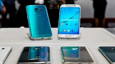 Samsung ditches plastic design, adds mobile pay in new phone