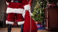 'Had Such A Kind Heart:' Year-Round Spirit Of Santa Stand-In Inspires Toy Drive