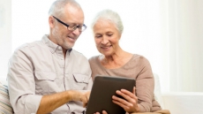 Instant Messaging Apps Help Indian Elderly Remain Connected