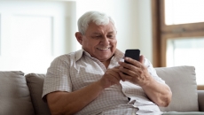 Millions of low income seniors can now get a free smartphone from TELUS