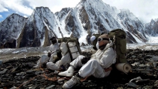 4 Soldiers, 2 Porters Dead After Avalanche Hits Army Patrol In Siachen