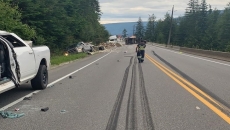 Wreckage of six-vehicle crash cleared near Sicamous