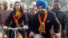 'Migratory Bird'': Punjab BJP Chief Takes Shot At Navjot Kaur Sidhu