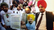 Moosewala's parents seek justice for slain son