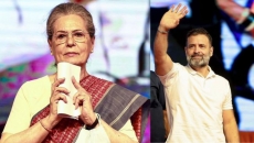 Aircraft carrying Sonia, Rahul makes emergency landing in Bhopal