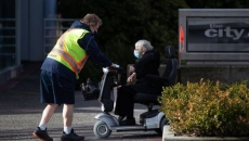 Strike threat looms in HandyDART dispute as union vote suspends job action