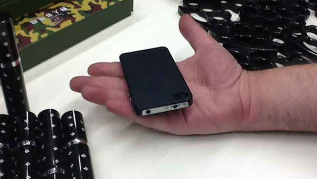 Stun guns disguised as smartphones seized