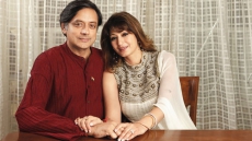 Shashi Tharoor in Delhi, likely to be questioned over Sunanda murder