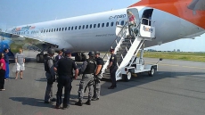 Unruly Passengers In Custody After Sunwing Flight Returns To Toronto
