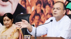 Arun Jaitley Backs Sushma In Lalit Modi Row, Vasundhara's Name Crops Up