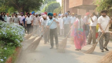 Punjab initiates 'Swachh' drive with old files