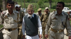 Geelani Should Declare Himself Indian For Passport: Defence Minister Manohar Parrikar