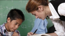 Canada should reward teachers who improve student achievement: report