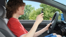 Parents' phone calls put teenage drivers in danger