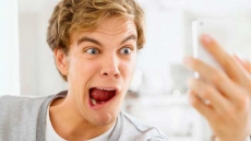 No stopping teenagers from sharing naked selfies: Survey