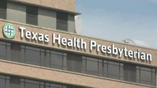 US hospital official 'deeply sorry' for Ebola mistakes