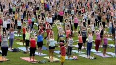 PICS: Toronto Holds Biggest-Ever Yoga Event In North America