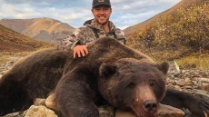 'Stopped Him In His Tracks:' Outrage After Ex-Pro Hockey Player Kills Grizzly