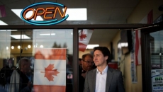 100 Vancouver police sent to protect Trudeau after protest surrounds restaurant