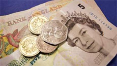 London Calling? Canadians Eye U.K. Vacations After Brexit Vote Weakens Pound