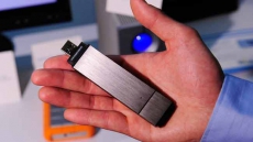 USB drives are unsafe, security lab finds