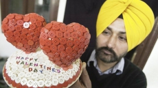 Mid-Air Proposals, Rs.99,999 Dinner - Indians Are Trying These Exotic Valentine's Day Treats