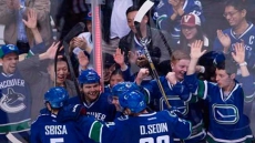 Canucks Coach Willie Desjardins Went The Distance To Learn About His Players