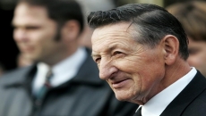 Hockey world pays tribute to Walter Gretzky