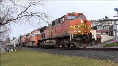 Federal Government Imposes Urban Speed Limit On Freight Trains