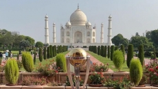 ICC Men's Cricket World Cup trophy reaches Taj Mahal
