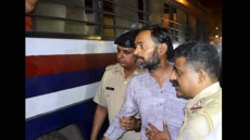 AAP's Yogendra Yadav detained while protesting against CSAT