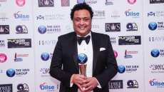 Bob Singh Dhillon receives Business Man of the Year at The Sikh Awards 2016