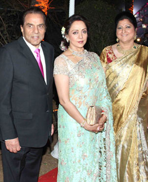 Dharmendra and Hema Malini with guests