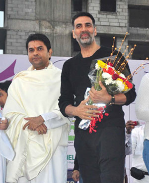 Akshay Kumar at Brahmakumari Sakhi Minithon